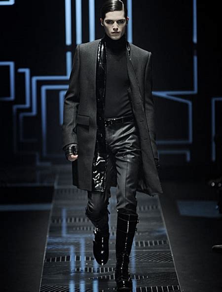 versace collezione uomo 2010 viola